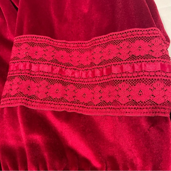 Vintage Women’s 2X House Dress Coat Lounge Ted Velour Zip Front Intricate Lace - Picture 15 of 15